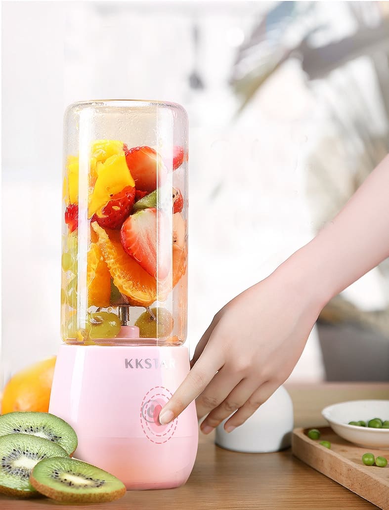 mixer na cesty cestovny maly mini prenosny usb smoothie